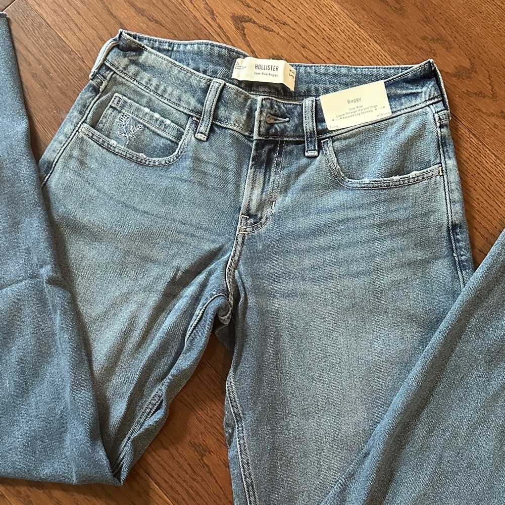 Hollister Women's Blue Jeans